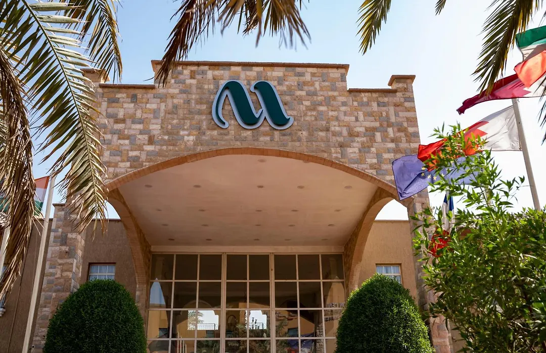 Montrose - A Mayfair Collection Hotel-1