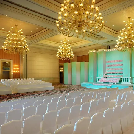 Courtyard By Marriott Kuwait City-3